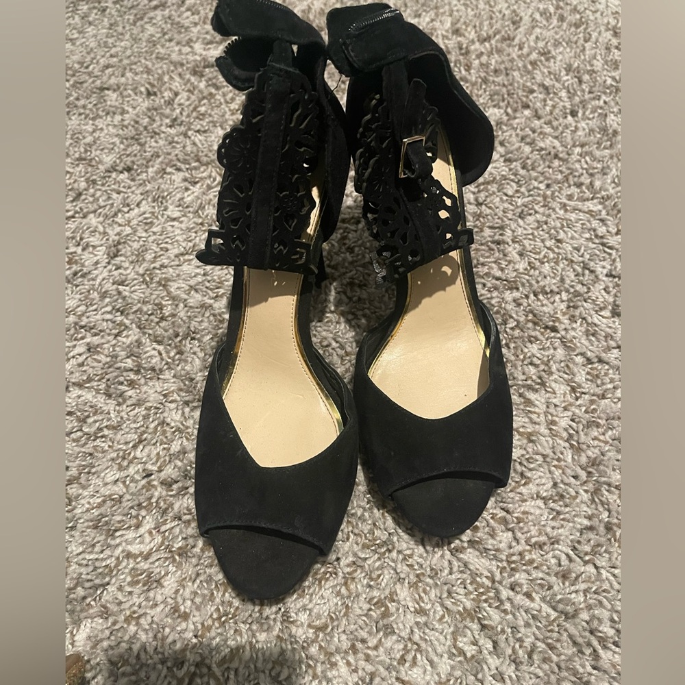 Jessica Simpson Black Heels